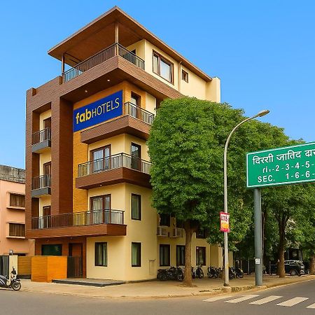 Fabhotel F9 Sector 19 Noida Dış mekan fotoğraf