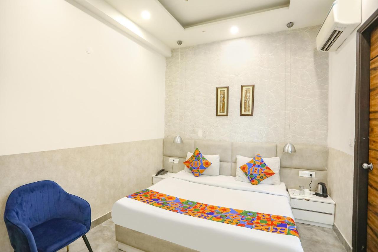 Fabhotel F9 Sector 19 Noida Dış mekan fotoğraf