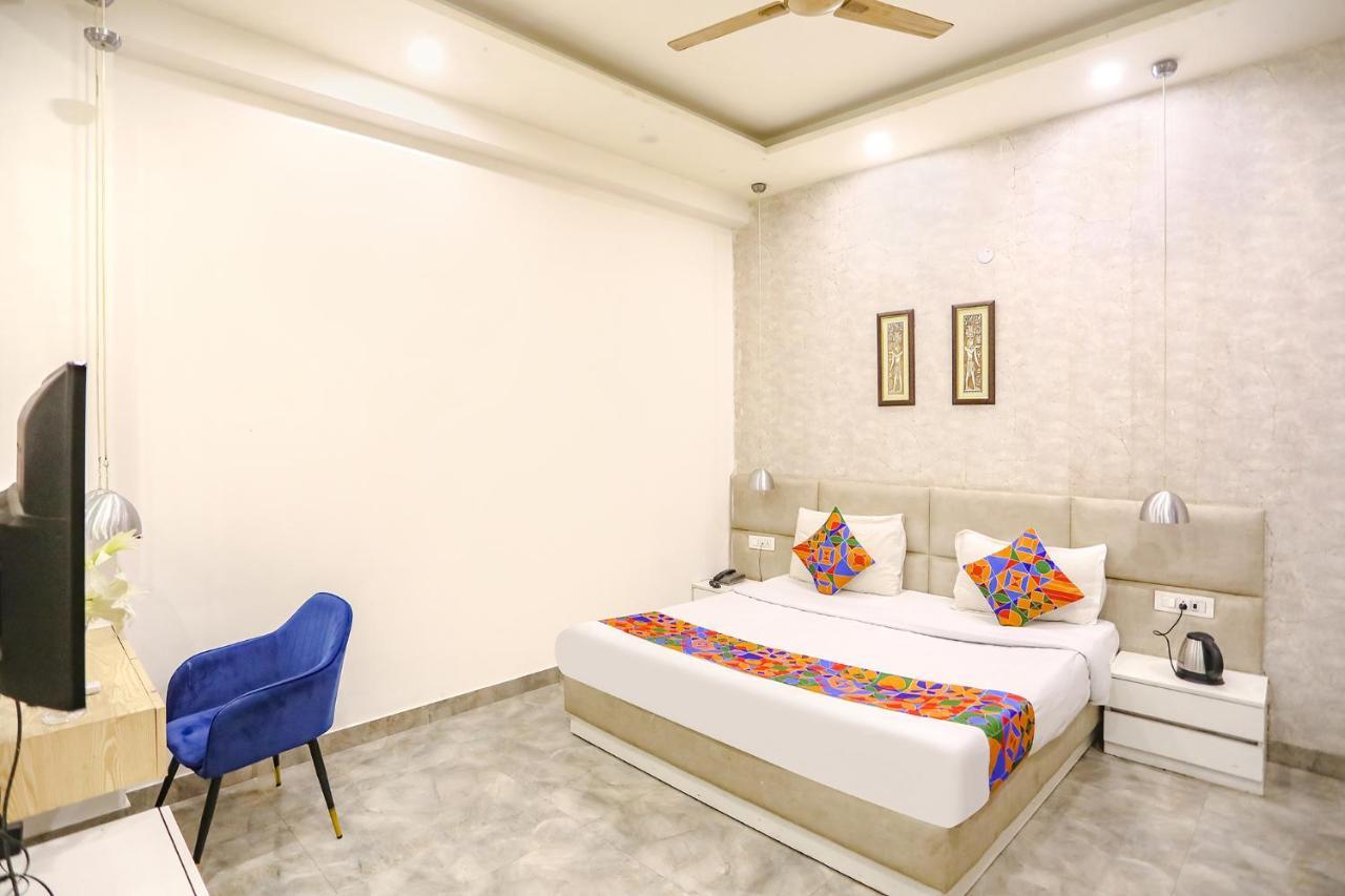 Fabhotel F9 Sector 19 Noida Dış mekan fotoğraf