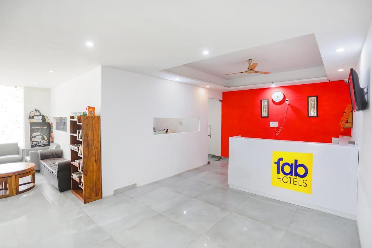 Fabhotel F9 Sector 19 Noida Dış mekan fotoğraf