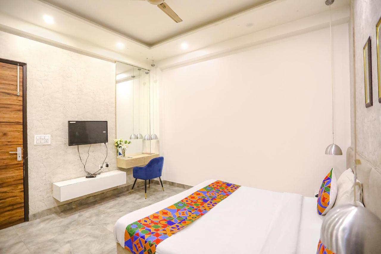 Fabhotel F9 Sector 19 Noida Dış mekan fotoğraf