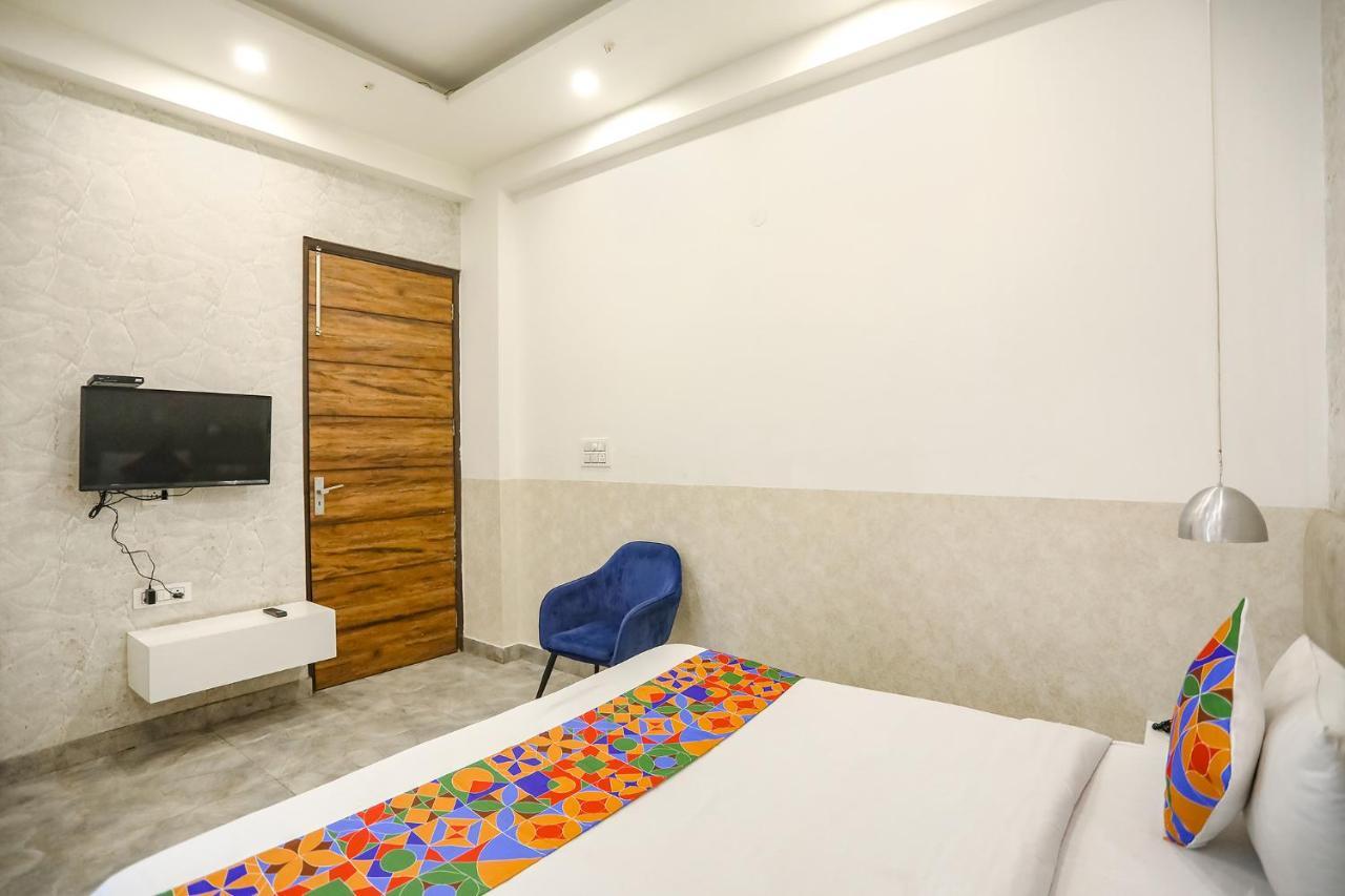 Fabhotel F9 Sector 19 Noida Dış mekan fotoğraf