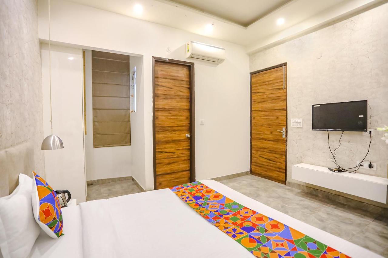 Fabhotel F9 Sector 19 Noida Dış mekan fotoğraf