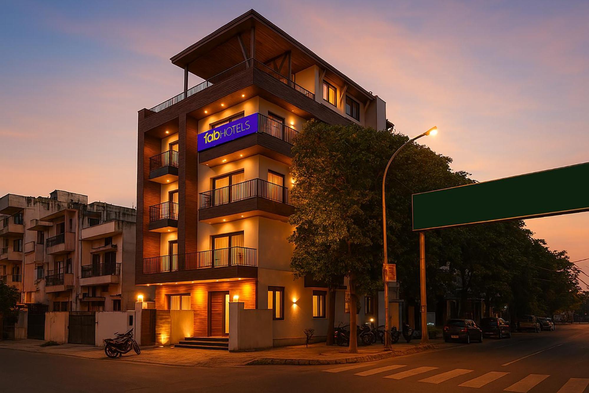Fabhotel F9 Sector 19 Noida Dış mekan fotoğraf